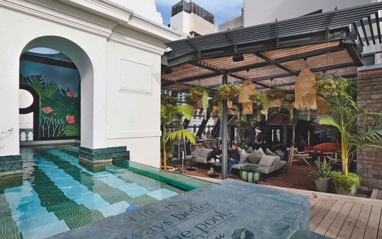 LesExpats-2024-web-Gigi Rooftop Bar cape town 1-2