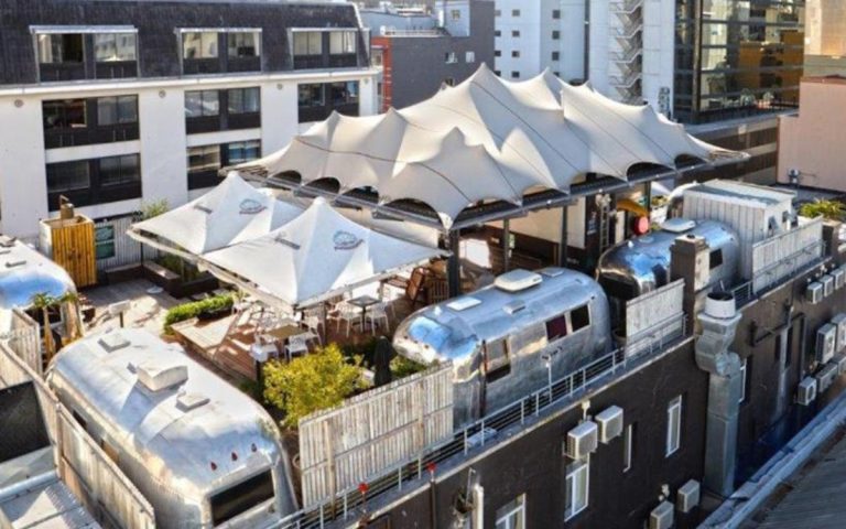 LesExpats-web-The-Grand-Daddy-Boutique-Hotel-Sky-Bar