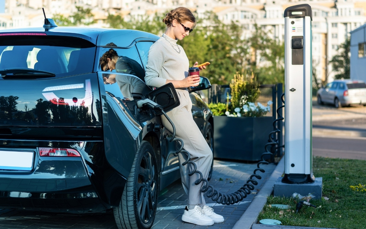 LesExpats-web-Voiture-electrique