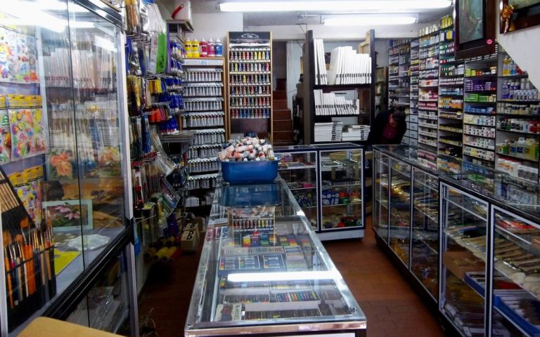LesExpats-web-Arqueta Tienda De Arte