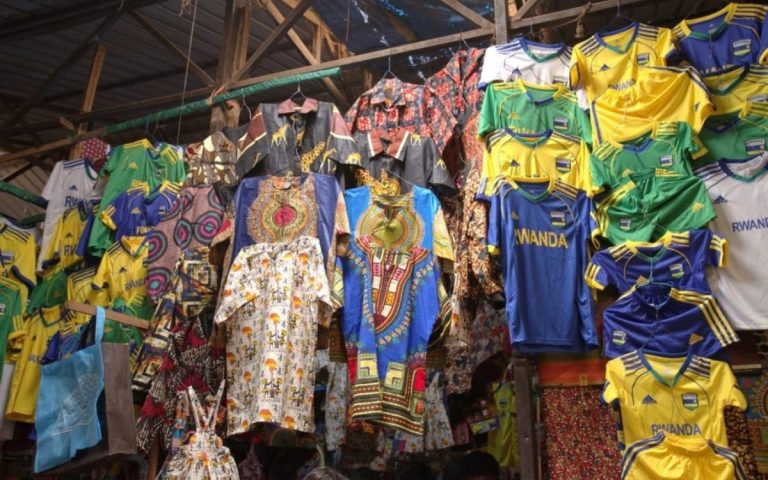 LesExpats-web-Kimironko-Market-(3)
