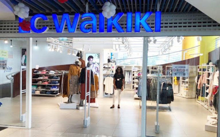 LesExpats-web-LC-Waikiki-Kinshasa