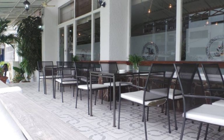 LesExpats-web-Maison-des-Mezzes (4)
