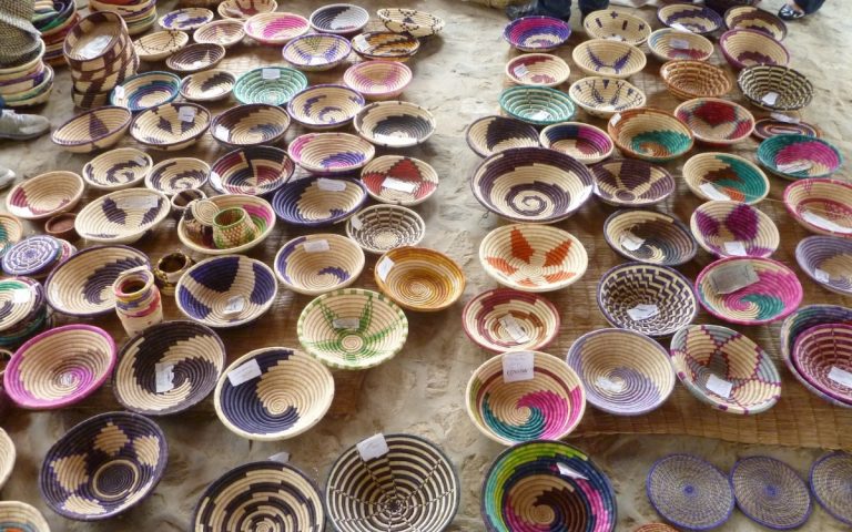 LesExpats-web-Nziza-Art-Initiative-(2)
