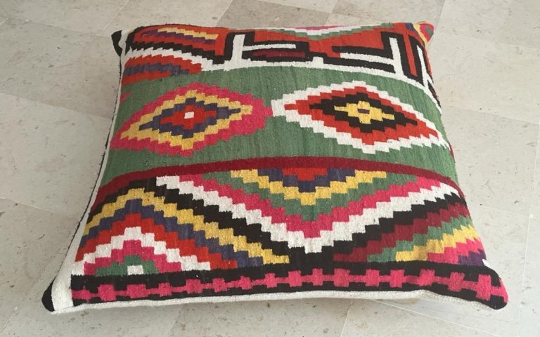 LesExpats-web-Poufs-Margoum (3)